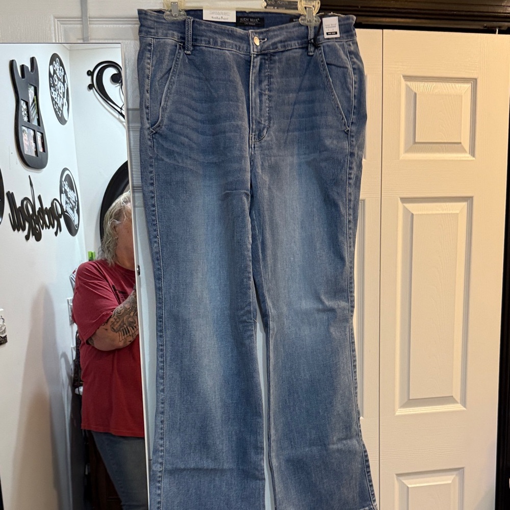 Judy Blue Faded Indigo Jeans